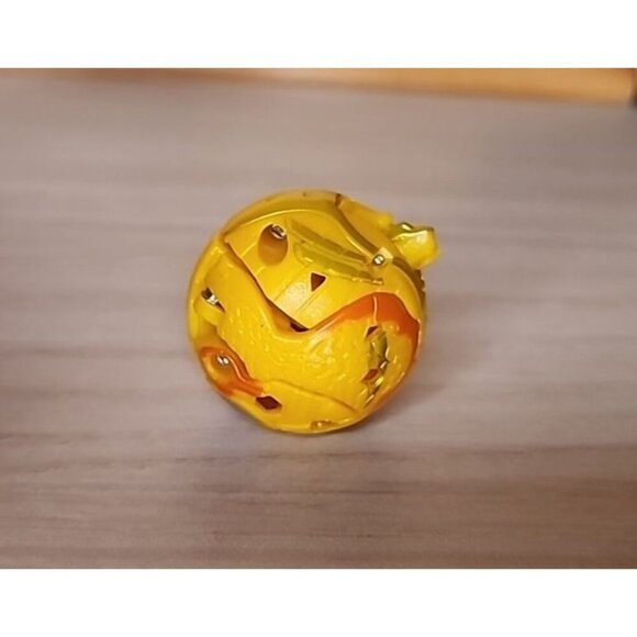 Bakugan Battle Brawlers Aurelus GENESIS PHAROL B 800 Evolution Gold - Picture 7 of 7